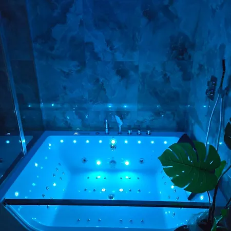 Jacuzzi Mokotow Apartment Warschau