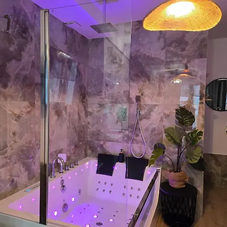 Jacuzzi Mokotow Apartment Warschau