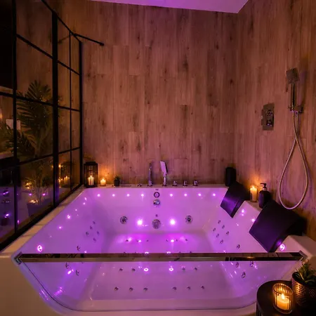 Jacuzzi Mokotów Apartamento Varsóvia